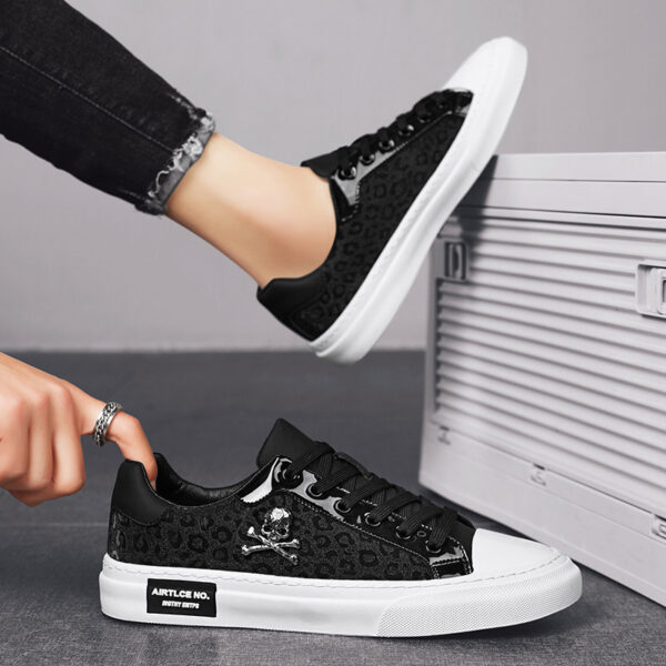 New Fashion Casual Skull Sneakers - Image 5